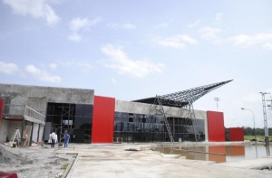 empleos directos y 180 empleos indirectos ha generado la construcción  del nuevo  aeropuerto Acarigua-Araure 